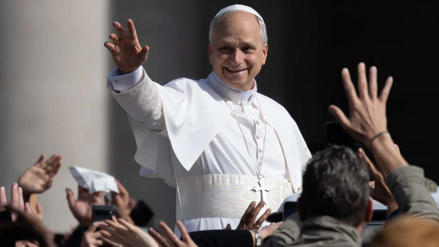Papa Leão XIV combate abusos de IA contra trabalhadores