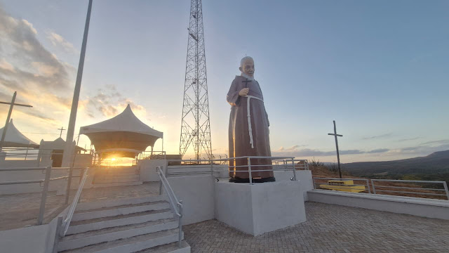 Mirante de Frei Damião é inaugurado
