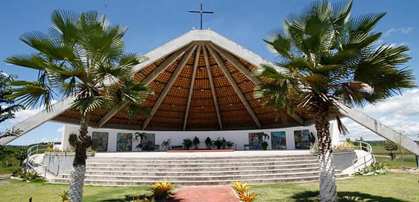 Monumento Santos Mártires Uruaçu